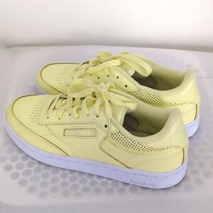 REEBOK Yellow and White Sneakers Women's size 7.5